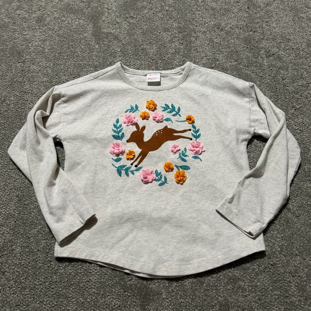 Hanna Anderson kids long sleeve gray shirt size 6-7 with deer great condition